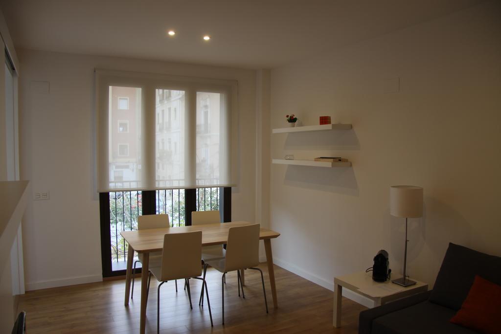 Apartamentos Hiedra Y Tapineria Mercado Central Valence Extérieur photo