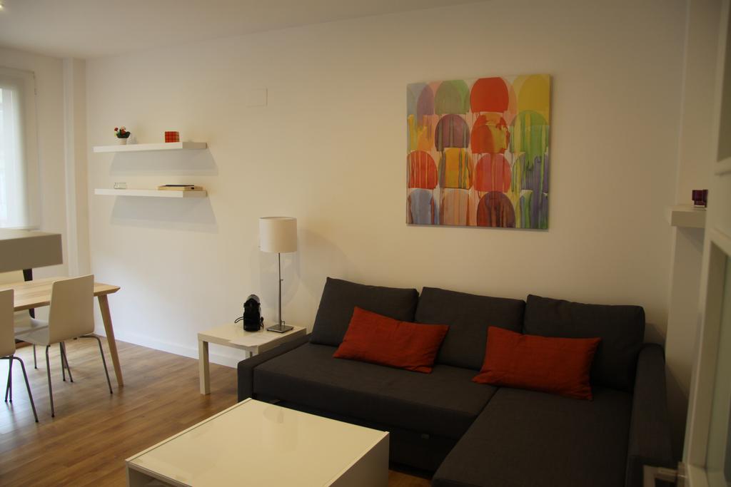 Apartamentos Hiedra Y Tapineria Mercado Central Valence Extérieur photo